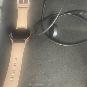 Samsung Watch with Charging Cable S/M Band